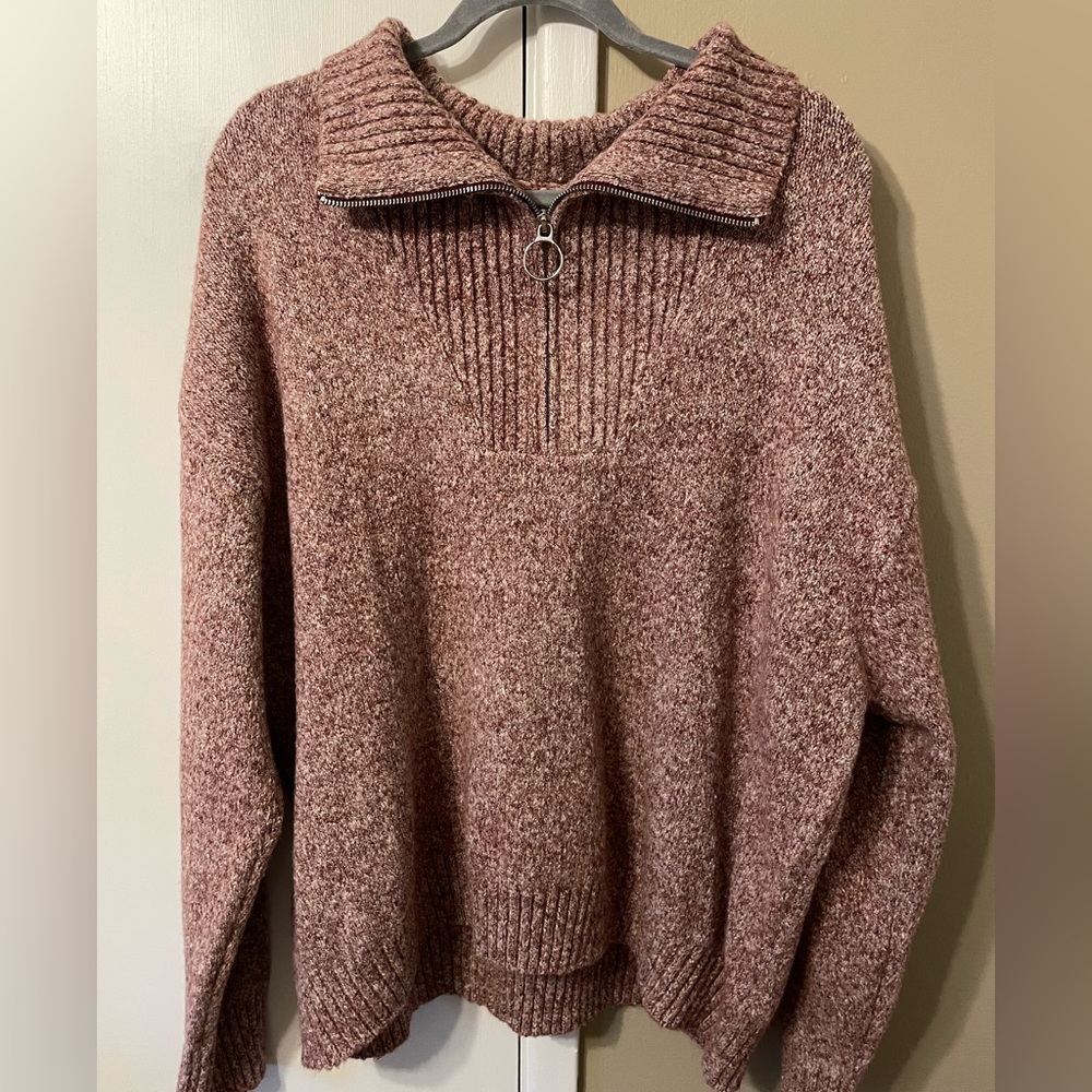 Old Navy Sweater